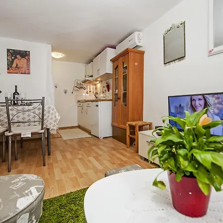Apartment Premsai